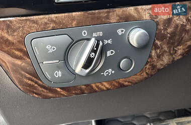 Позашляховик / Кросовер Audi Q7 2017 в 