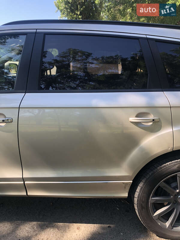 Позашляховик / Кросовер Audi Q7 2013 в Павлограді