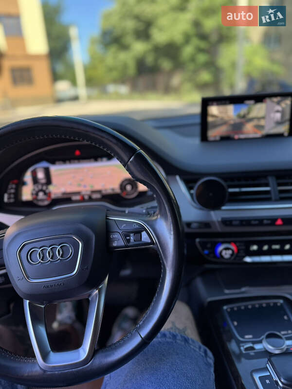 Позашляховик / Кросовер Audi Q7 2017 в Ізмаїлі