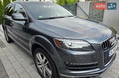 Позашляховик / Кросовер Audi Q7 2013 в 