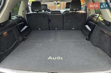 Позашляховик / Кросовер Audi Q7 2013 в 