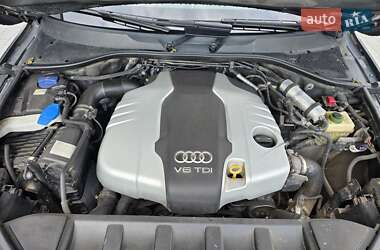 Позашляховик / Кросовер Audi Q7 2013 в 