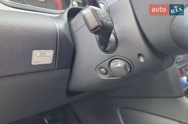 Позашляховик / Кросовер Audi Q7 2013 в 