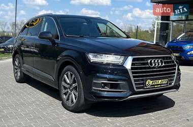 Внедорожник / Кроссовер Audi Q7 2017 в Черновцах
