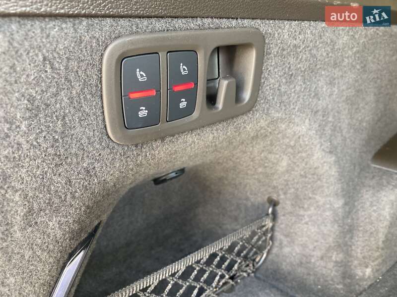 Позашляховик / Кросовер Audi Q7 2018 в Львові