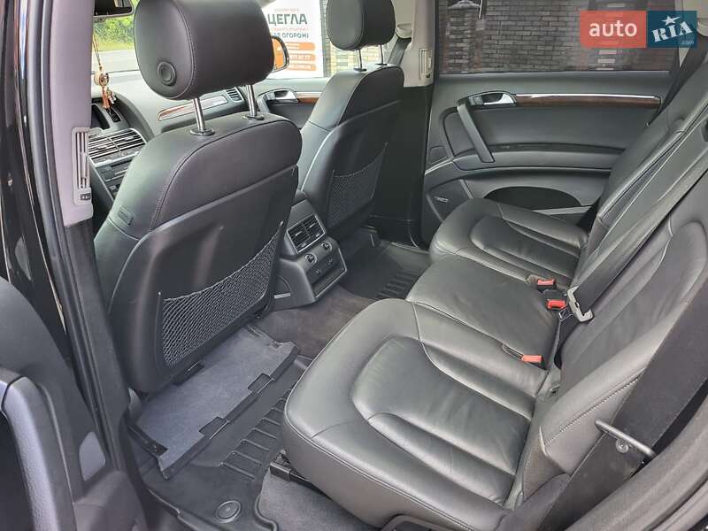 Позашляховик / Кросовер Audi Q7 2010 в Снятині
