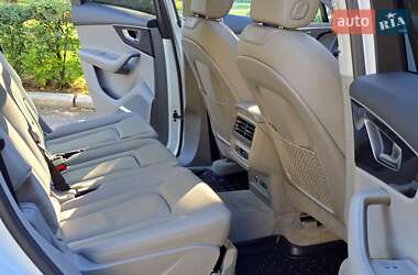 Внедорожник / Кроссовер Audi Q7 2022 в 