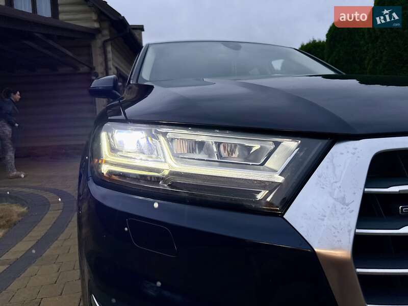 Позашляховик / Кросовер Audi Q7 2017 в Івано-Франківську