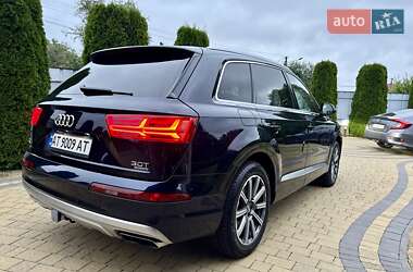 Внедорожник / Кроссовер Audi Q7 2017 в 