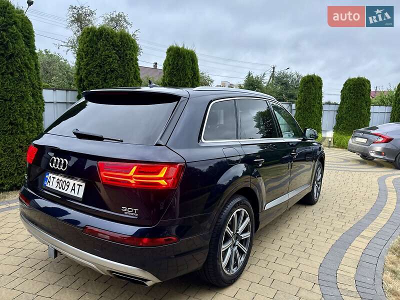 Позашляховик / Кросовер Audi Q7 2017 в Івано-Франківську