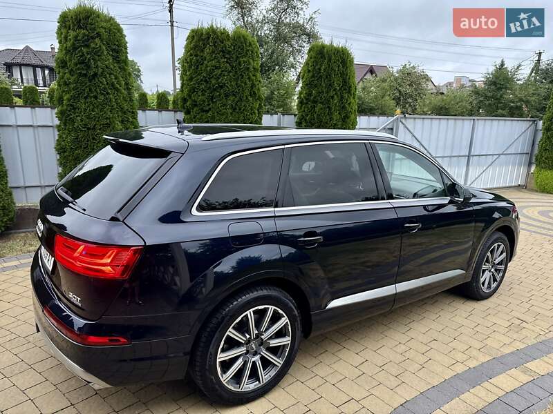 Позашляховик / Кросовер Audi Q7 2017 в Івано-Франківську