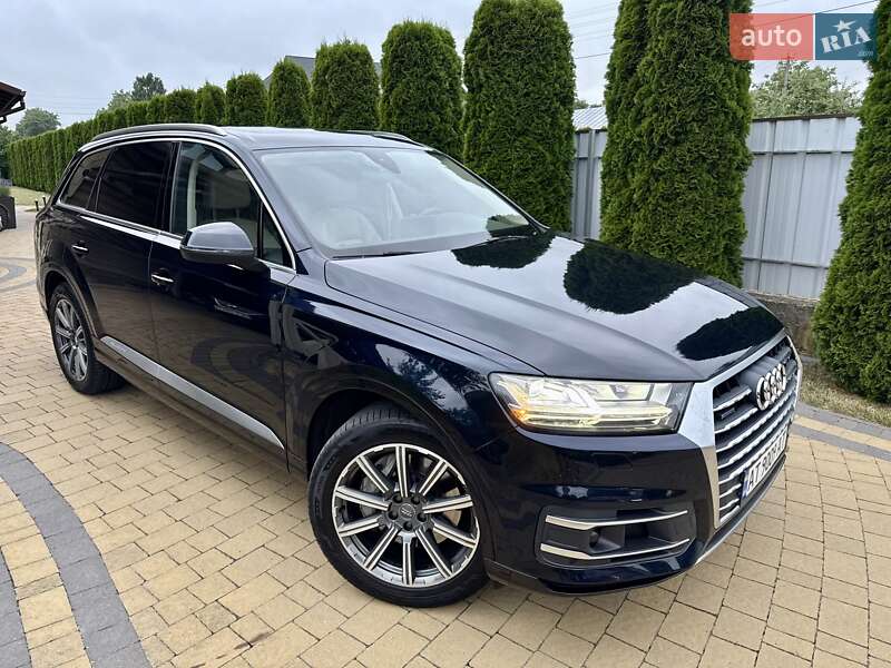 Позашляховик / Кросовер Audi Q7 2017 в Івано-Франківську