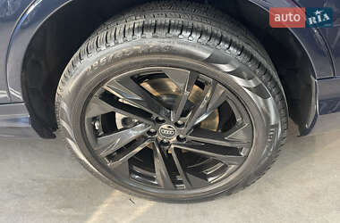 Внедорожник / Кроссовер Audi Q7 2023 в 