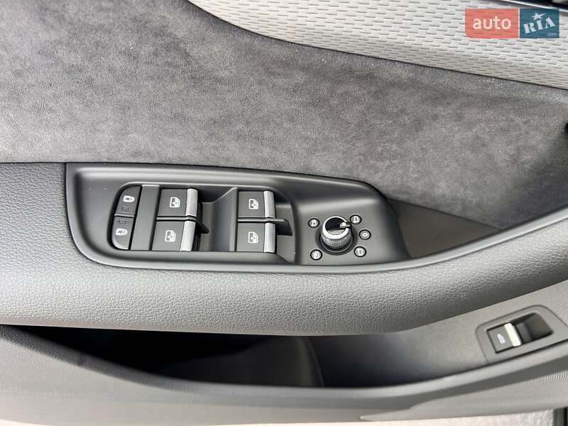 Позашляховик / Кросовер Audi Q7 2025 в Києві