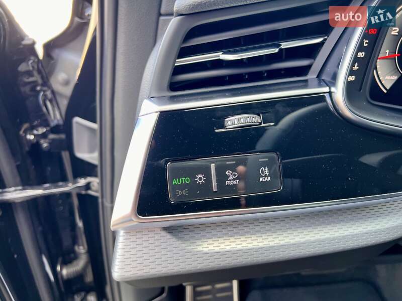 Позашляховик / Кросовер Audi Q7 2025 в Києві
