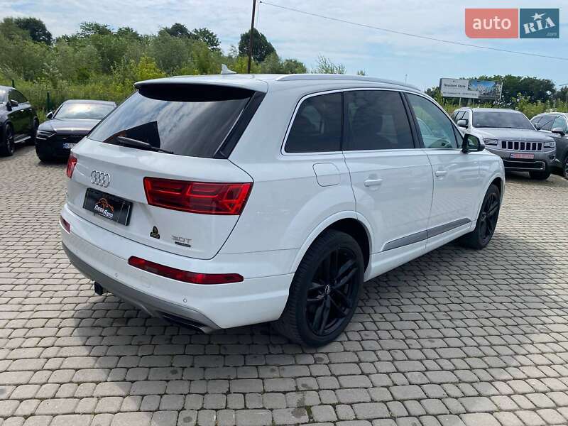 Позашляховик / Кросовер Audi Q7 2016 в Львові