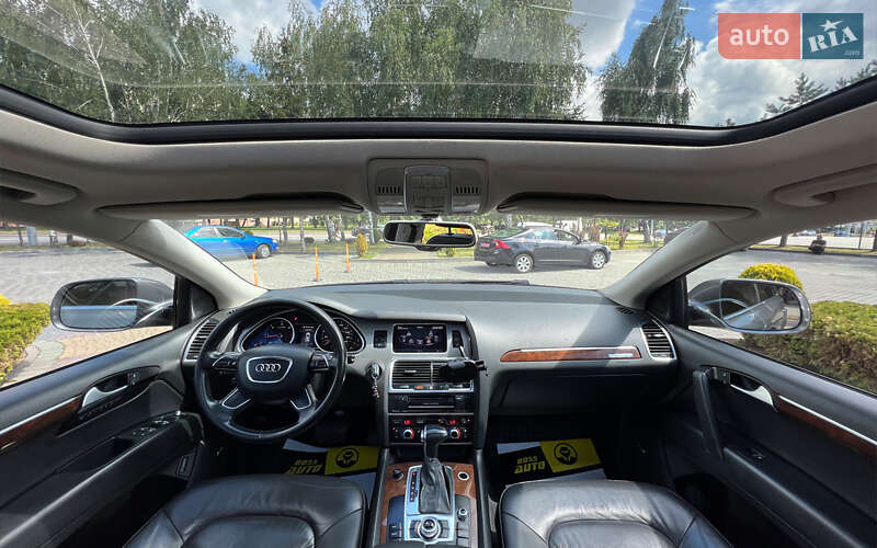 Позашляховик / Кросовер Audi Q7 2011 в Львові