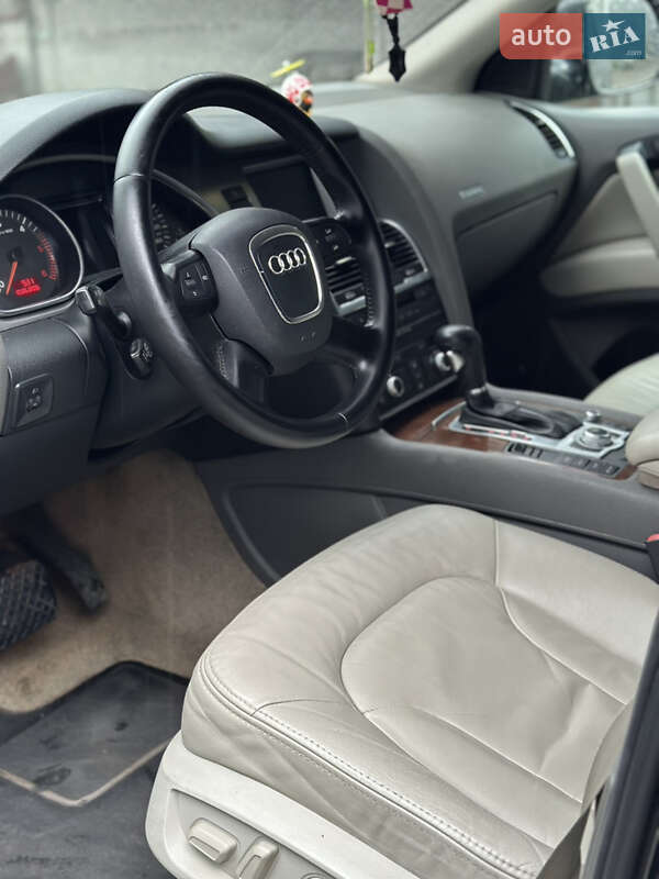 Позашляховик / Кросовер Audi Q7 2007 в Хмельницькому