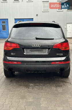 Внедорожник / Кроссовер Audi Q7 2007 в 