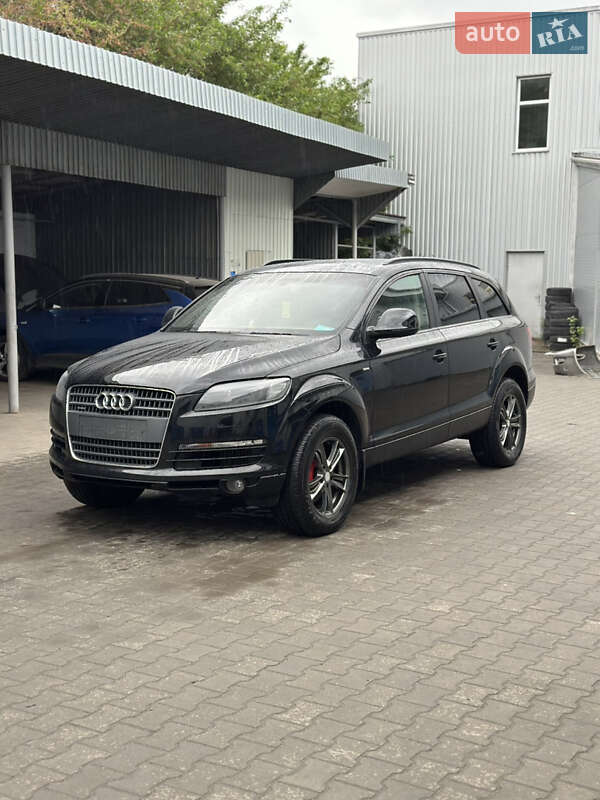 Позашляховик / Кросовер Audi Q7 2007 в Хмельницькому