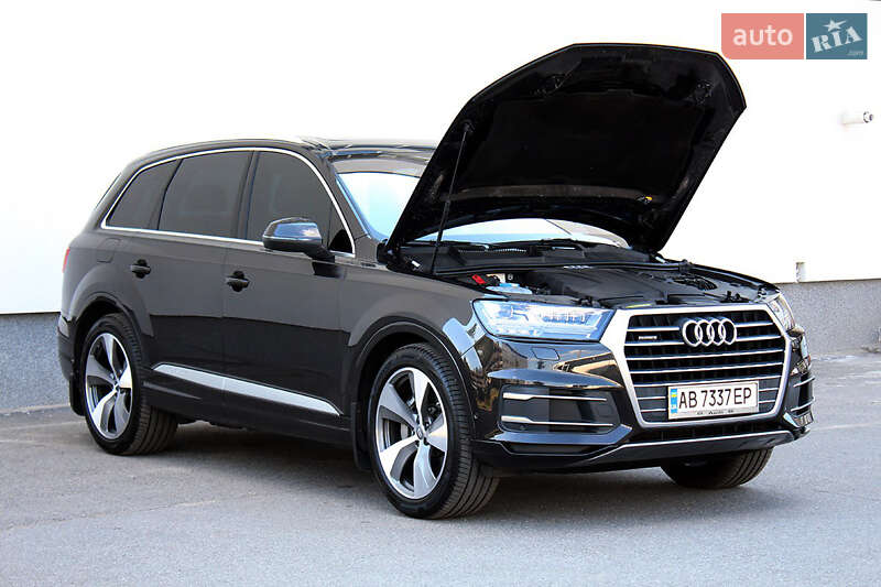 Позашляховик / Кросовер Audi Q7 2016 в Вінниці