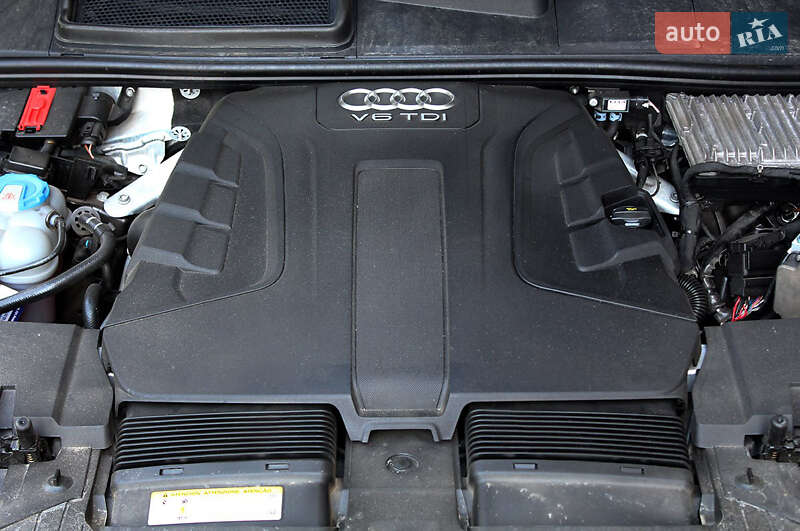 Позашляховик / Кросовер Audi Q7 2016 в Вінниці