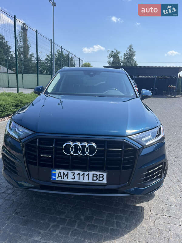 Позашляховик / Кросовер Audi Q7 2020 в Житомирі