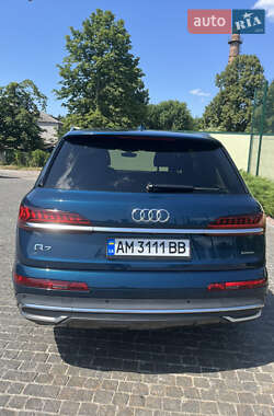 Позашляховик / Кросовер Audi Q7 2020 в Житомирі