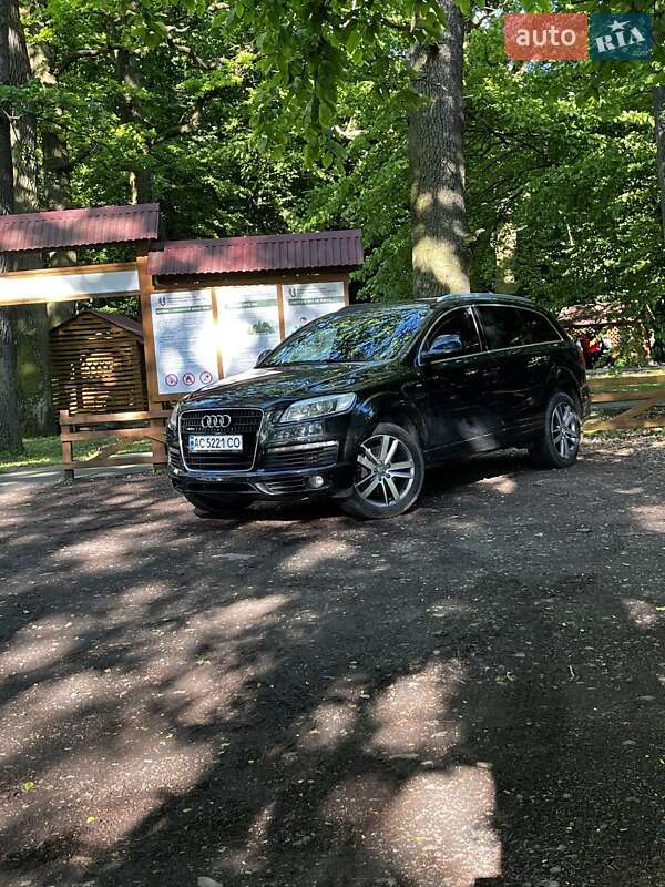 Внедорожник / Кроссовер Audi Q7 2008 в Луцке