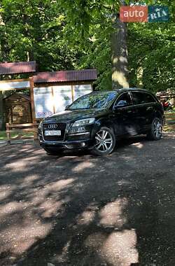 Внедорожник / Кроссовер Audi Q7 2008 в 