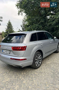 Внедорожник / Кроссовер Audi Q7 2017 в 