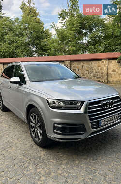 Внедорожник / Кроссовер Audi Q7 2017 в 