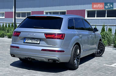 Внедорожник / Кроссовер Audi Q7 2017 в 