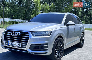Внедорожник / Кроссовер Audi Q7 2017 в 