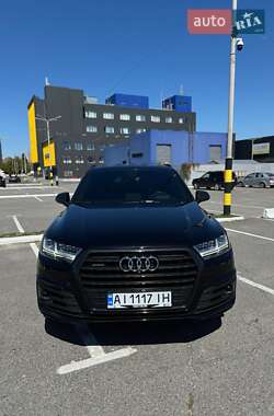 Внедорожник / Кроссовер Audi Q7 2018 в 