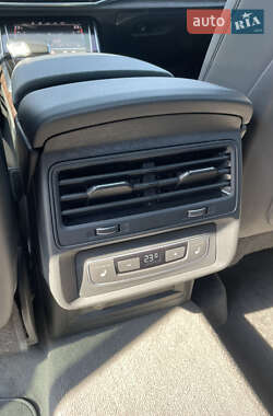 Внедорожник / Кроссовер Audi Q7 2020 в 