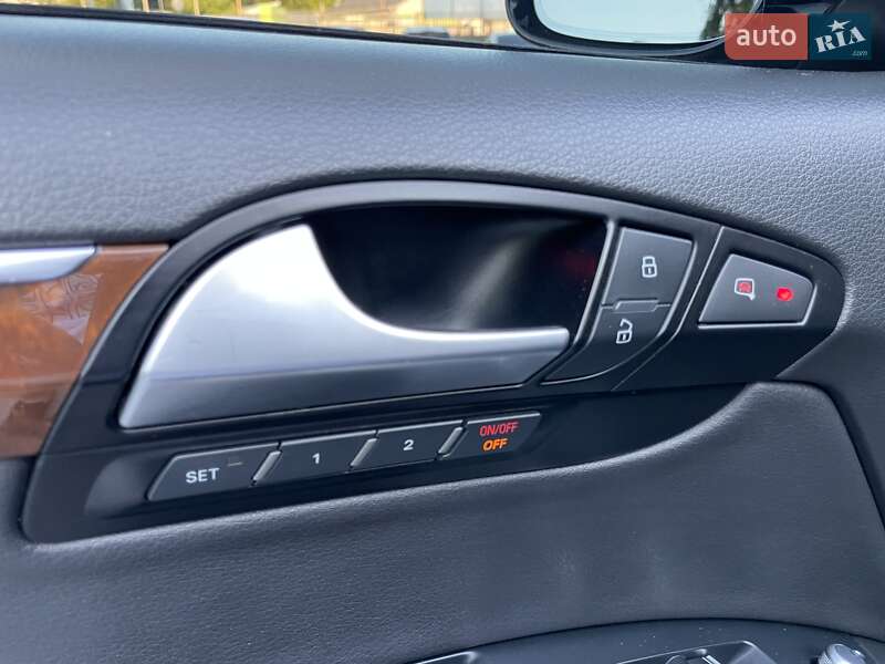 Внедорожник / Кроссовер Audi Q7 2014 в Виннице