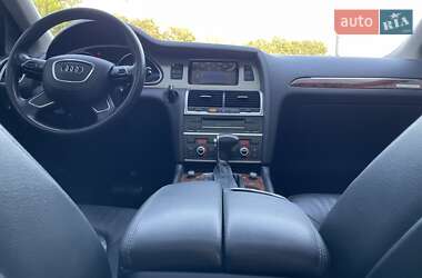 Позашляховик / Кросовер Audi Q7 2014 в 