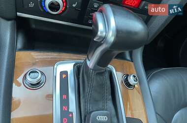 Позашляховик / Кросовер Audi Q7 2014 в 