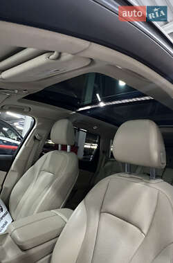 Внедорожник / Кроссовер Audi Q7 2017 в 