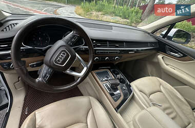 Позашляховик / Кросовер Audi Q7 2017 в 