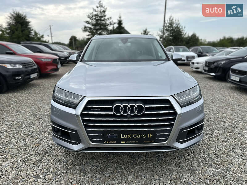 Позашляховик / Кросовер Audi Q7 2016 в Івано-Франківську