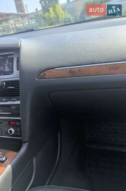 Позашляховик / Кросовер Audi Q7 2014 в 