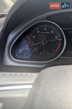 Позашляховик / Кросовер Audi Q7 2014 в 