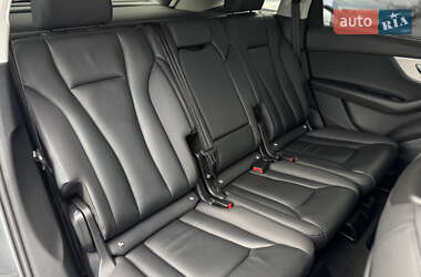 Внедорожник / Кроссовер Audi Q7 2020 в 