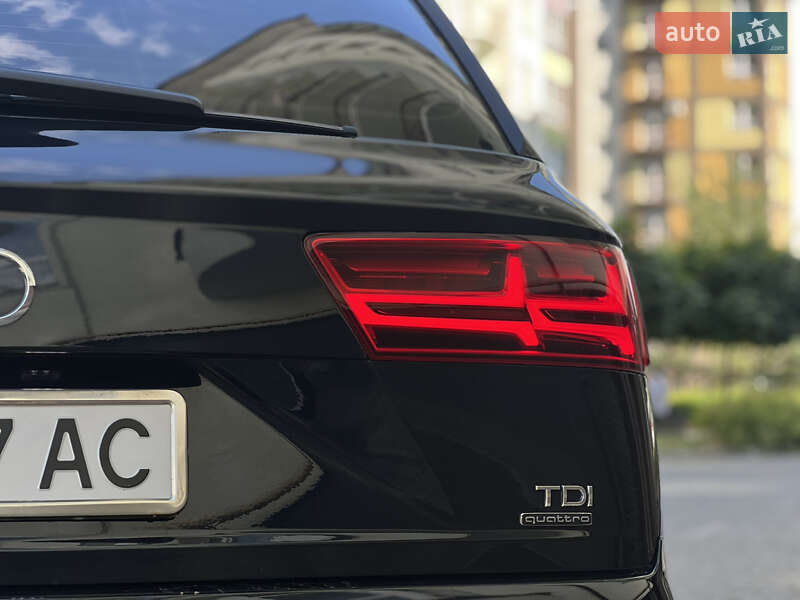 Позашляховик / Кросовер Audi Q7 2016 в Івано-Франківську