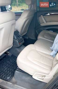 Внедорожник / Кроссовер Audi Q7 2007 в 