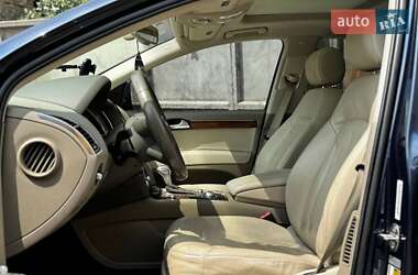 Внедорожник / Кроссовер Audi Q7 2013 в 