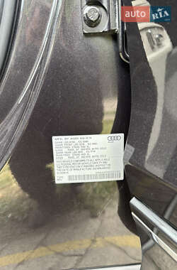 Внедорожник / Кроссовер Audi Q7 2014 в 