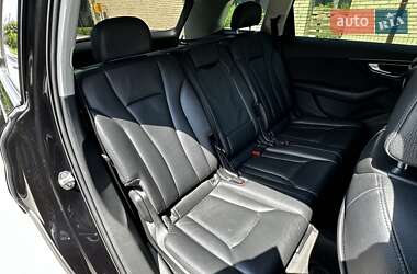 Внедорожник / Кроссовер Audi Q7 2015 в 